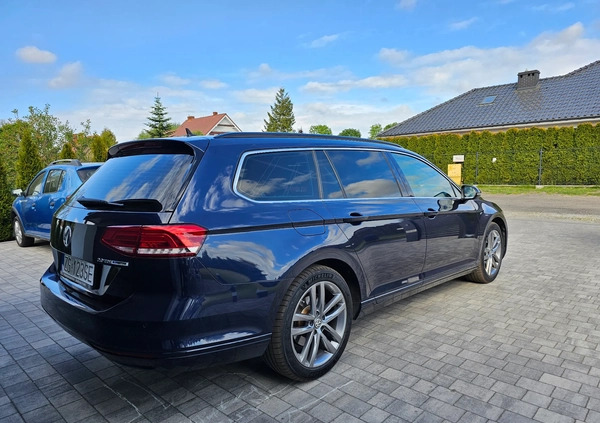 Volkswagen Passat cena 49900 przebieg: 261200, rok produkcji 2016 z Szczecin małe 154